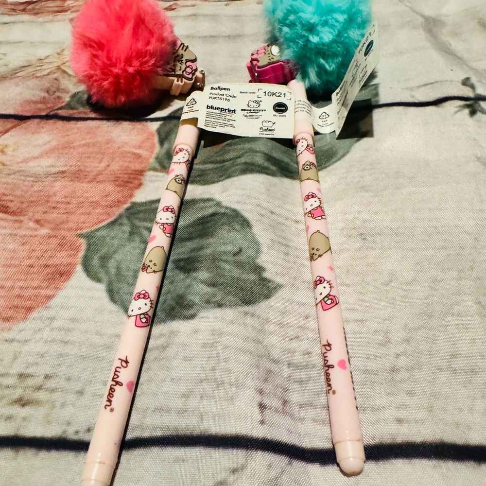 Hello Kitty x Pusheen Set of 2 Pens Stationary Pom Pom Plush